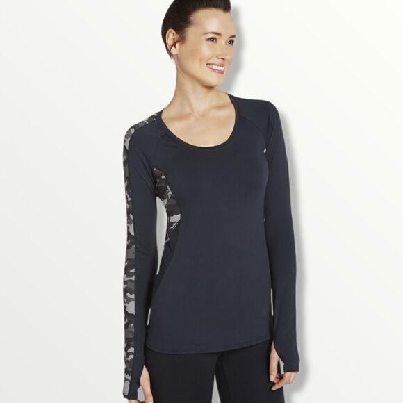 Fabletics Camo Top  - Picture 3 of 7
